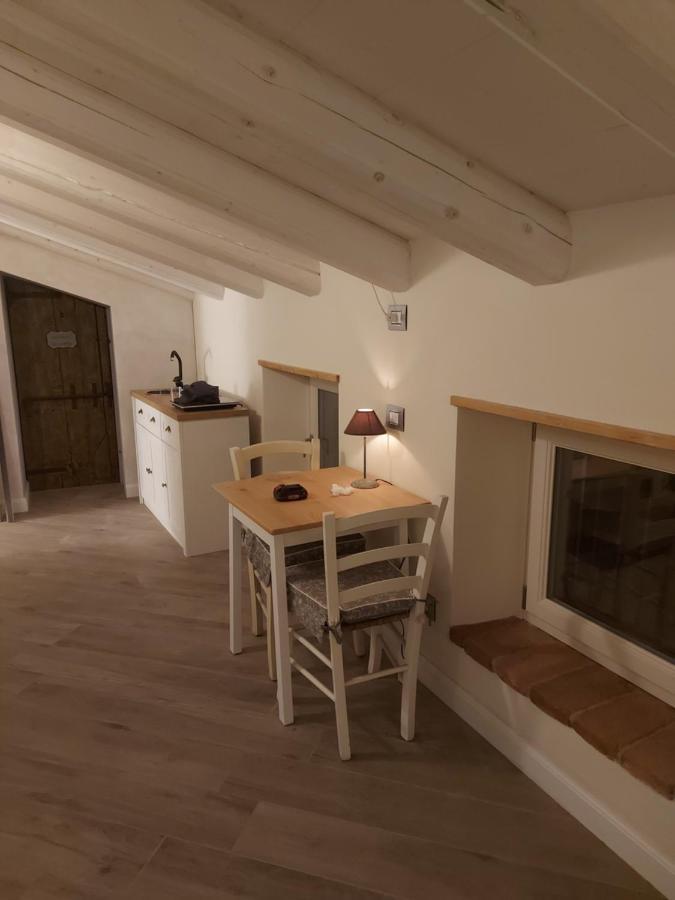 B&B Corte Colli Antichi Sona Exteriör bild