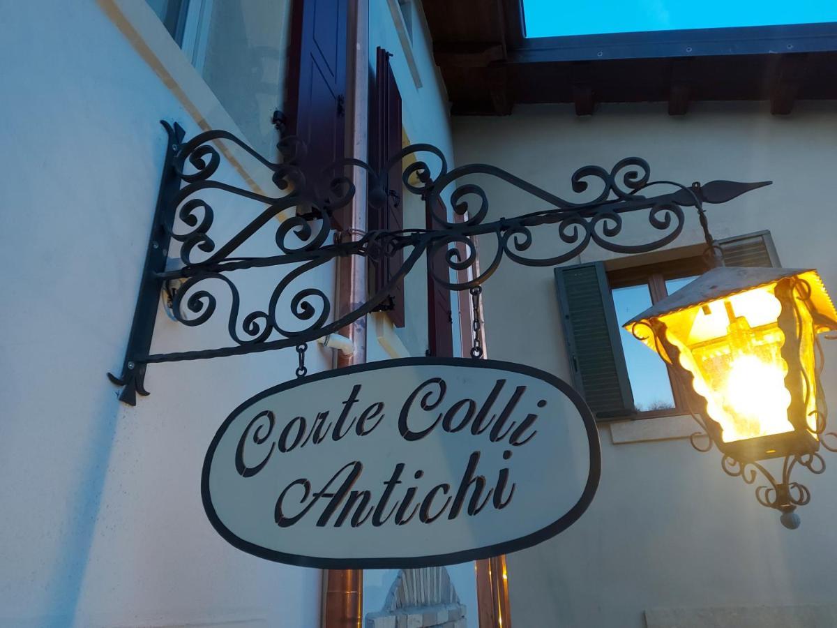 B&B Corte Colli Antichi Sona Exteriör bild