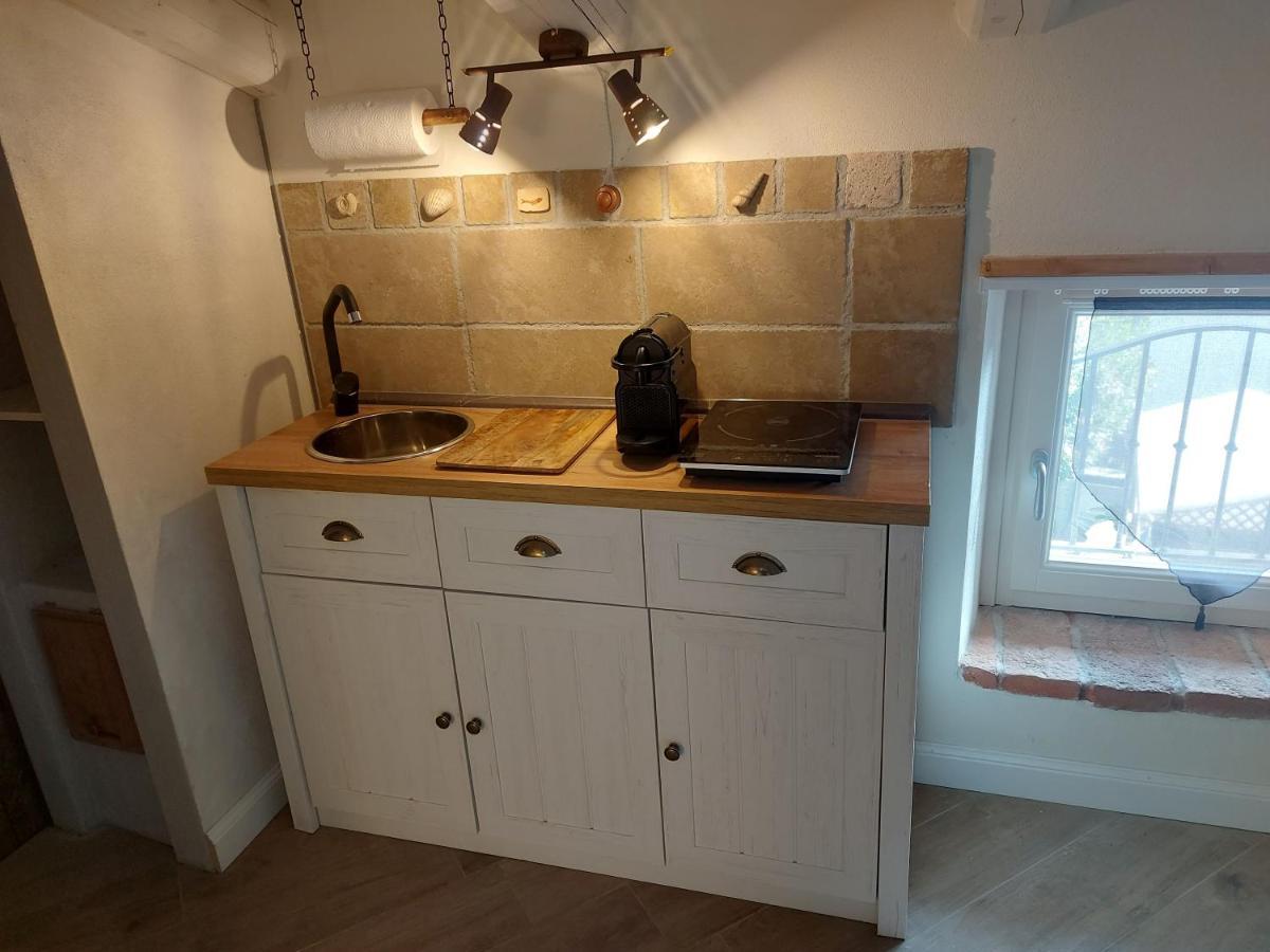 B&B Corte Colli Antichi Sona Exteriör bild