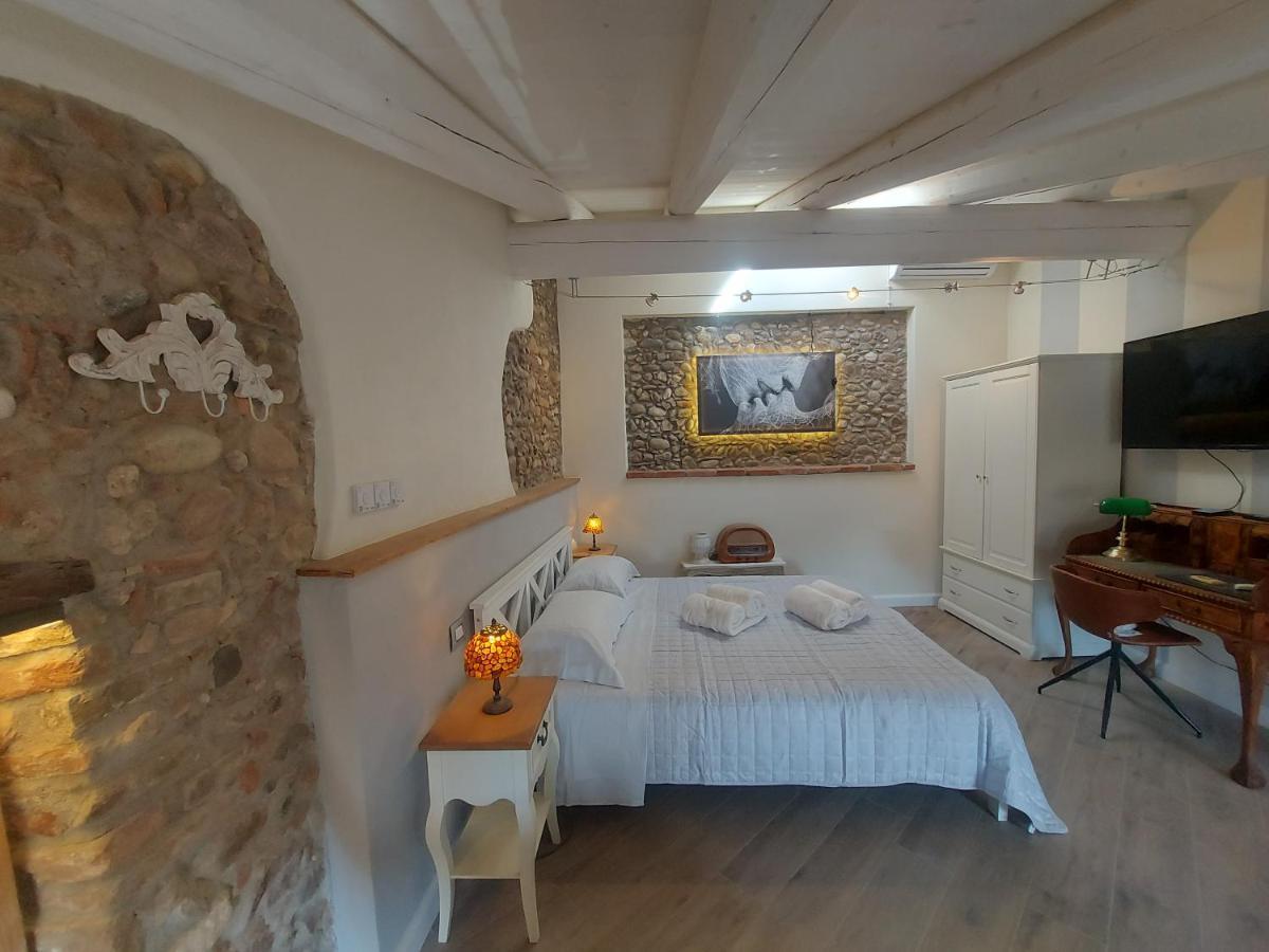 B&B Corte Colli Antichi Sona Exteriör bild