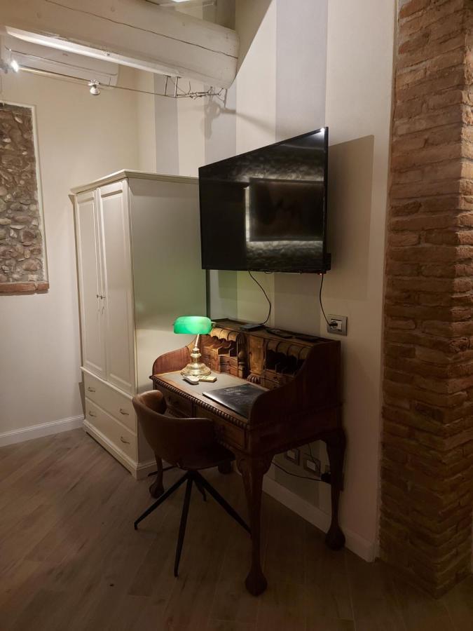 B&B Corte Colli Antichi Sona Exteriör bild