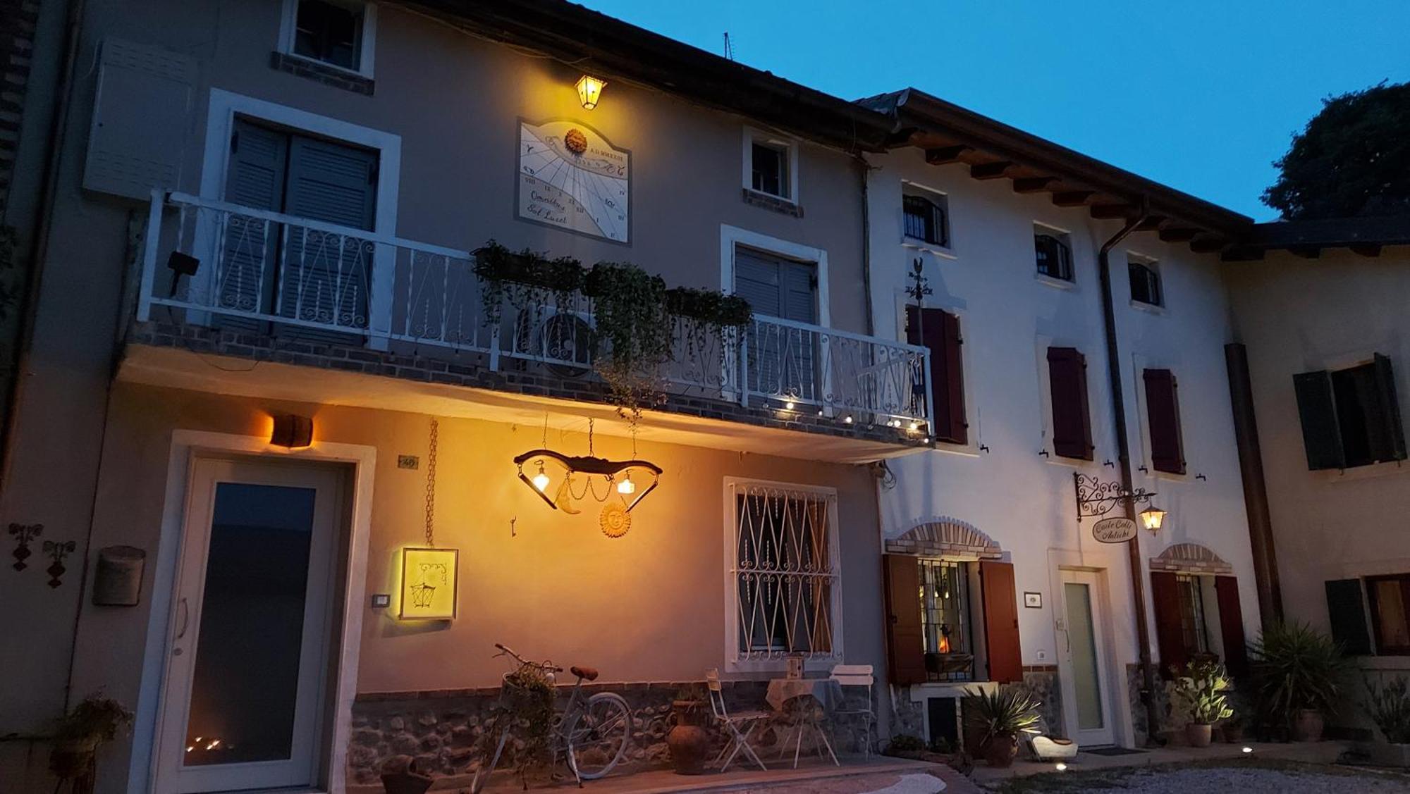 B&B Corte Colli Antichi Sona Exteriör bild