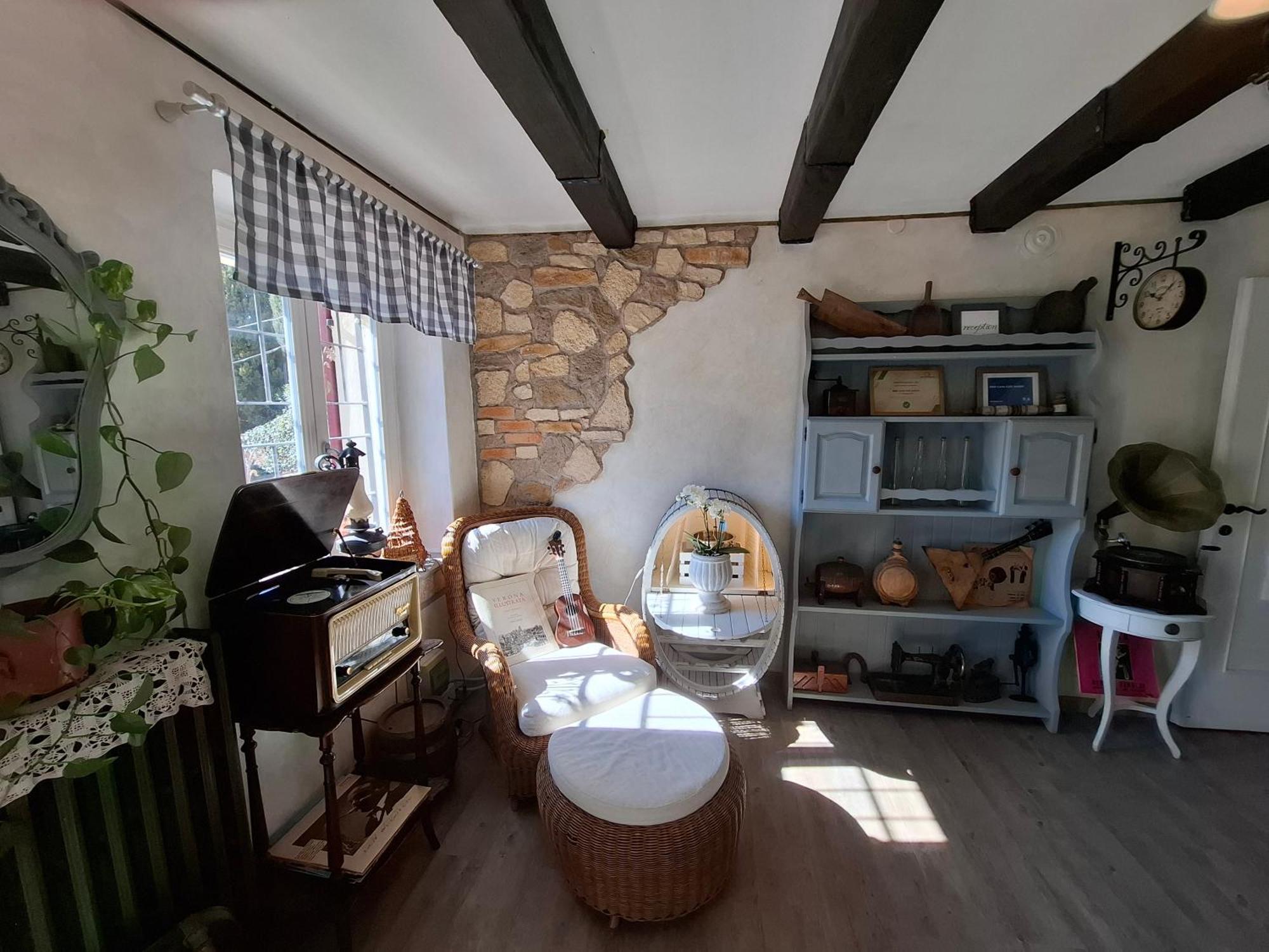 B&B Corte Colli Antichi Sona Exteriör bild
